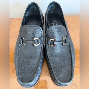 Salvatore Ferragamo Black Pebbled Leather Bit Loafers